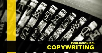 Los martillos de una antigua máquina de escribir como muestra de la evolución del copywriting