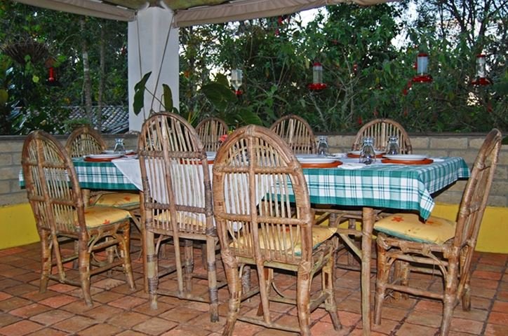 salón abierto Atención al detalle y satisfacción al cliente